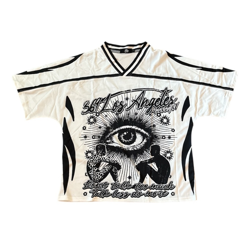 NWT, Men’s graphic jersey style shirt, White and Black, S,‎ M5